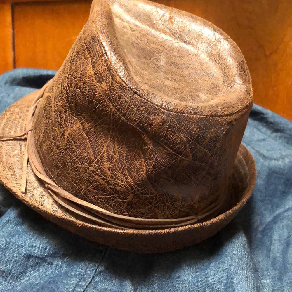 Hat - Picture 3 of 5